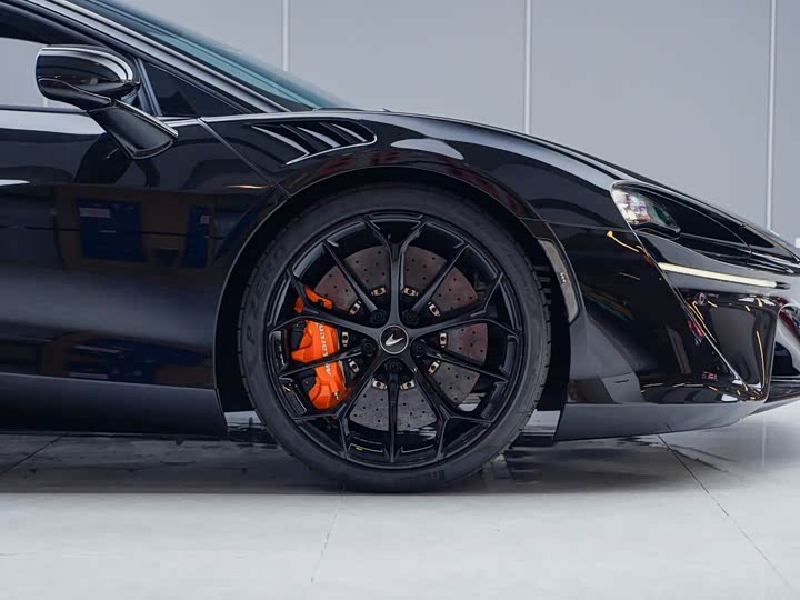 McLaren Artura 2023 2023款 3.0T Hybrid 标准型