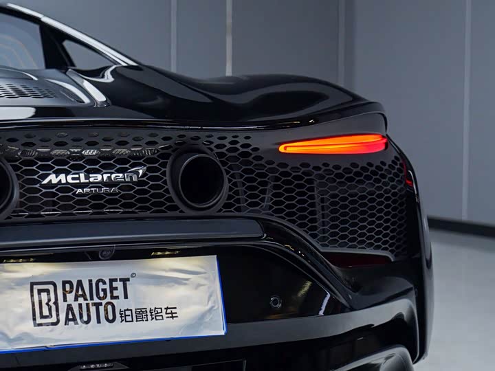McLaren Artura 2023 2023款 3.0T Hybrid 标准型