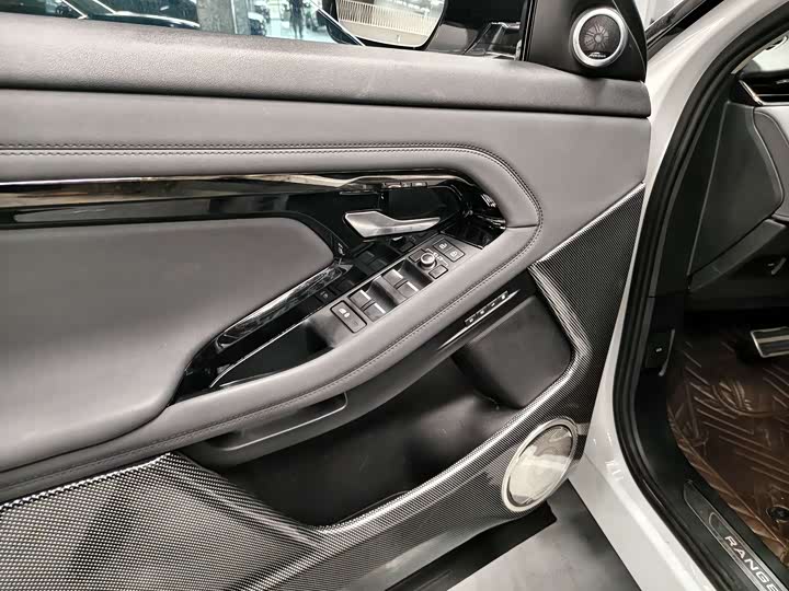 Фото 5 - Land Rover Range Rover Evoque L
