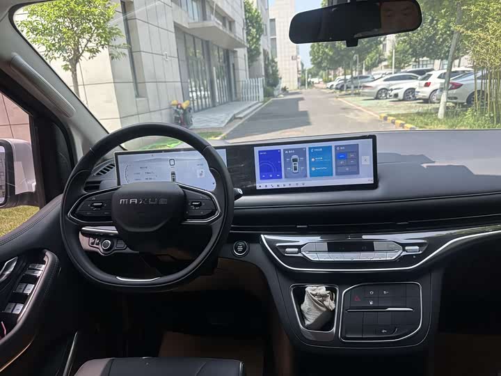 Maxus G10 2025 2025款 MAX 2.0T 自动行政版 汽油 7座