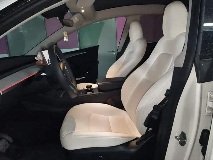 Фото 8 - Tesla Model Y