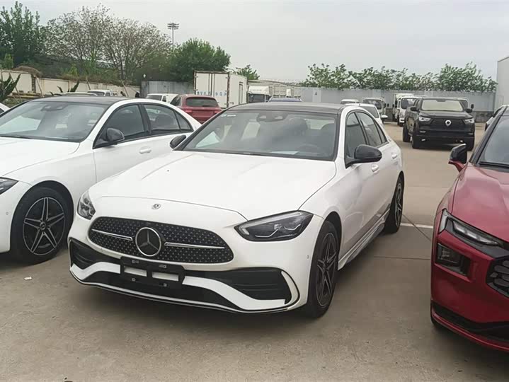 Photo 1 - Mercedes-Benz C-Class