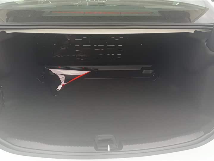 Photo 4 - Mercedes-Benz C-Class