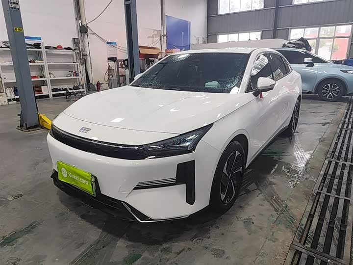 Zdjęcie 2 - Geely Galaxy L6