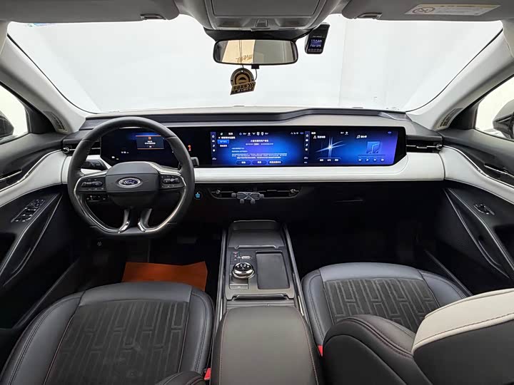 Фото 9 - Ford Mondeo