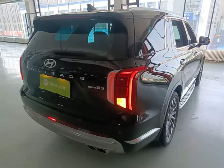 Hyundai Palisade 2023 2023款 3.5L 自动四驱 鉴赏家增配版