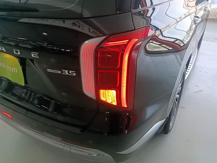 Hyundai Palisade 2023 2023款 3.5L 自动四驱 鉴赏家增配版