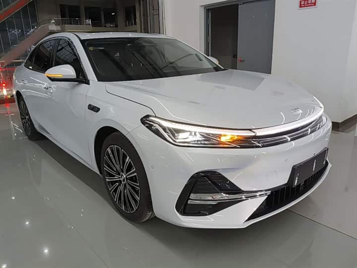 Фото 4 - Geely Galaxy A7