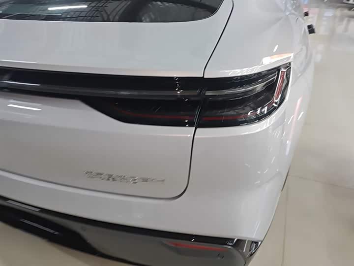 Geely Galaxy Starshine 8 EM-i 2025 2025款 60km EM-i 豪华版