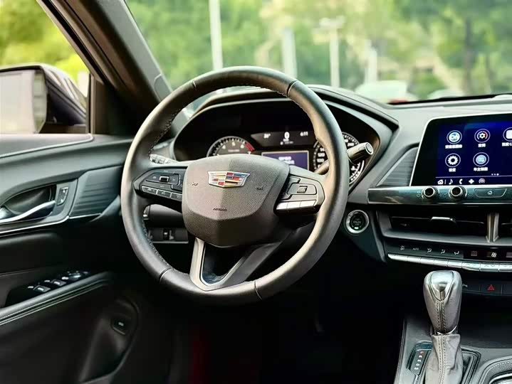 Cadillac CT4 2023 2023款 25T 风尚型