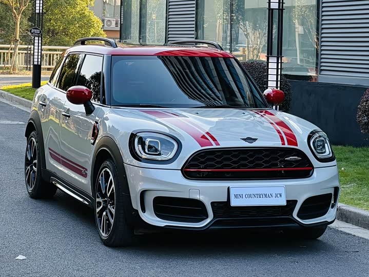 2023 Mini Countryman JCW