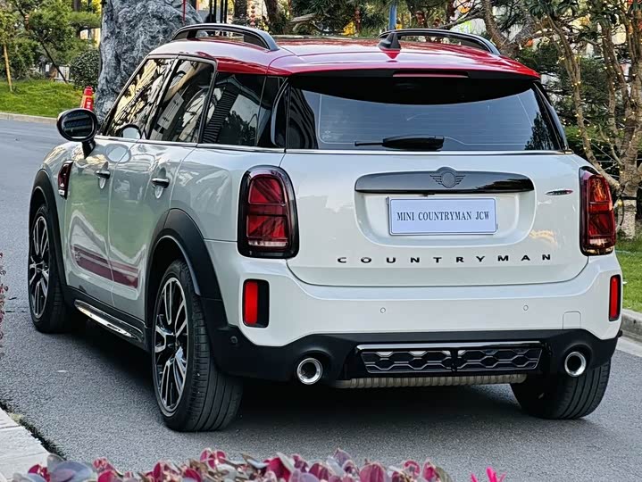 2023 Mini Countryman JCW