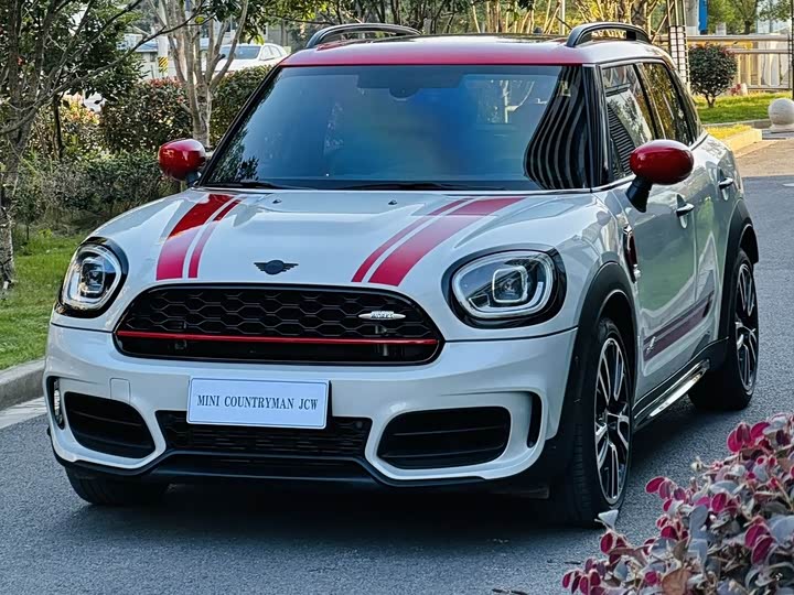 2023 Mini Countryman JCW