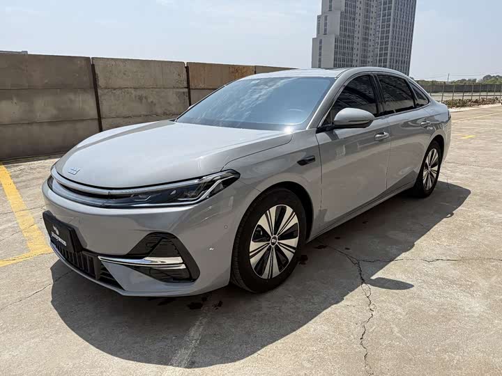 Фото 1 - Geely Galaxy A7