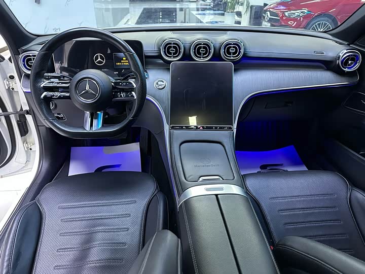 Фото 6 - Mercedes-Benz C-Class