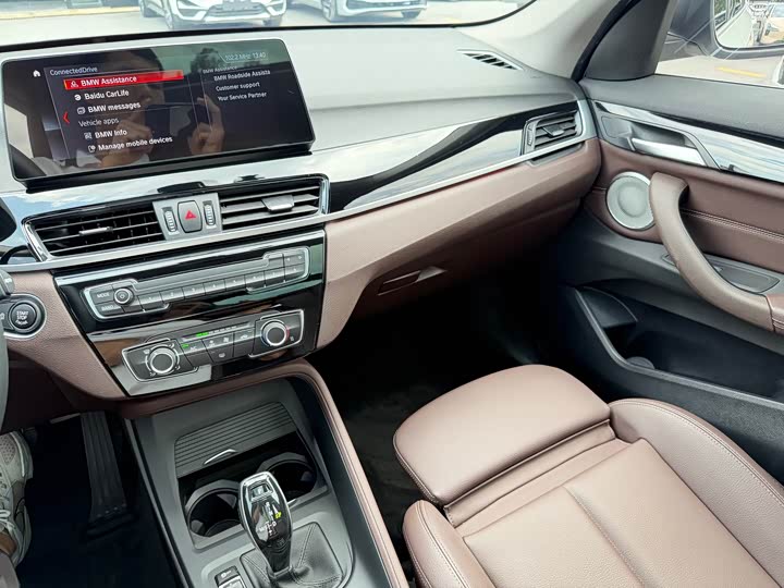 Фото 8 - BMW X1