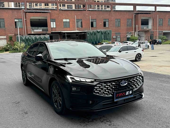 Ford Mondeo 2025 2025款 2.0T EcoBoost 豪华型