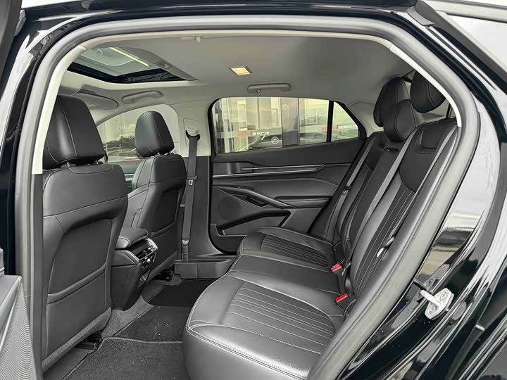 Ford Mondeo 2025 2025款 2.0T EcoBoost 豪华型