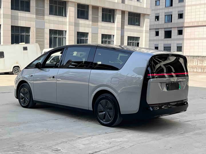 LiXiang Mega 2025 2025款 Home 家庭特别版