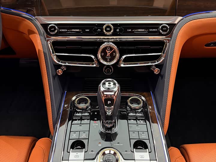 Bentley Flying Spur 2024 2024款 4.0T V8 标准版
