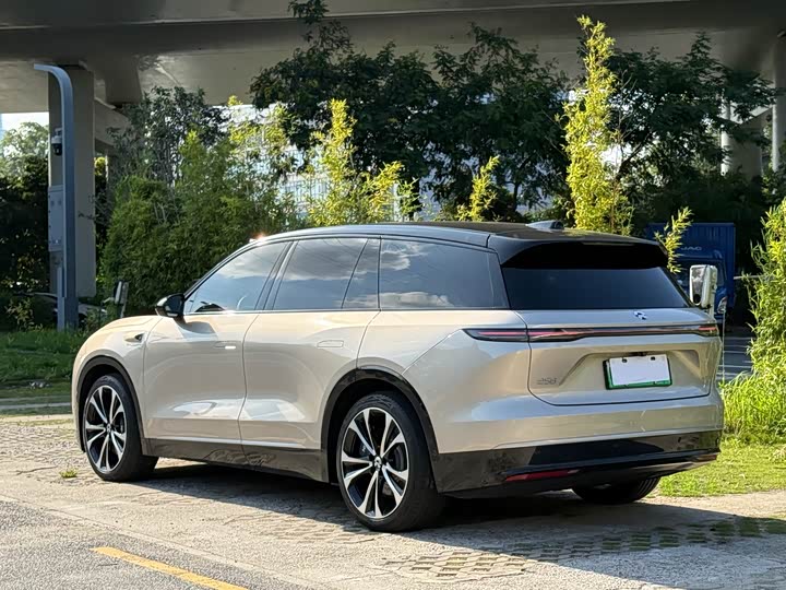 Фото 4 - Nio ES8