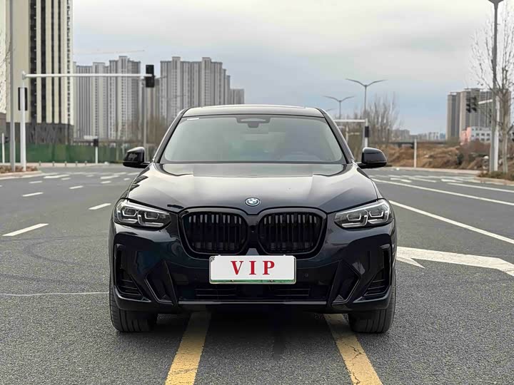 2024 BMW iX3