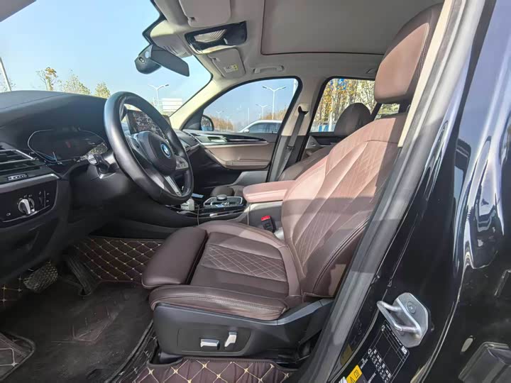 2024 BMW iX3