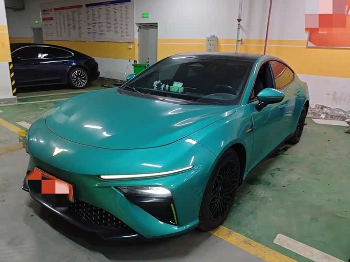 Hozon S 2022 2022款 纯电 650km 四驱耀世版