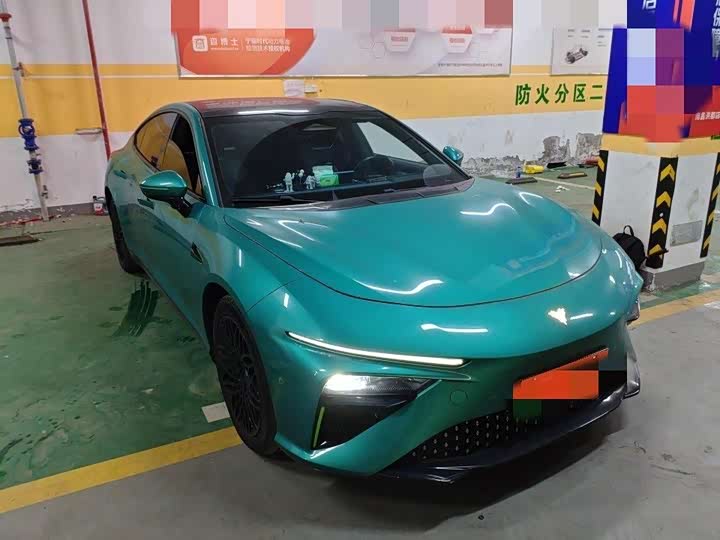 Hozon S 2022 2022款 纯电 650km 四驱耀世版