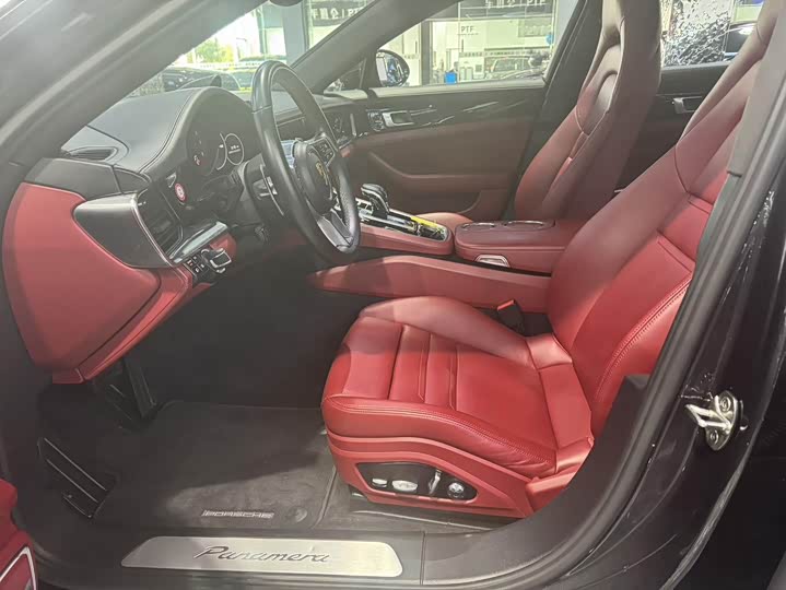 Zdjęcie 4 - Porsche Panamera