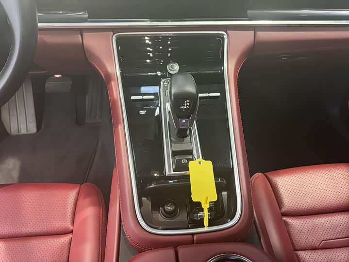 Zdjęcie 8 - Porsche Panamera