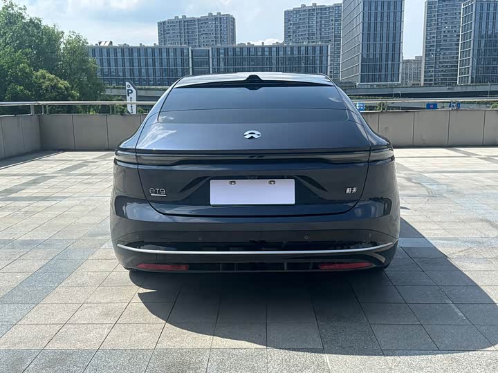 2025 Nio ET9