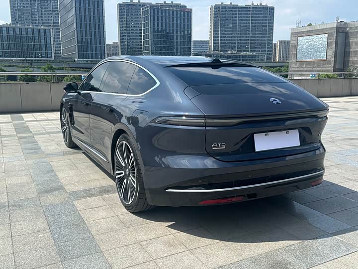 2025 Nio ET9