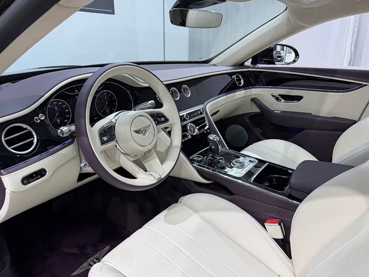 Bentley Flying Spur 2024 2024款 4.0T V8 标准版