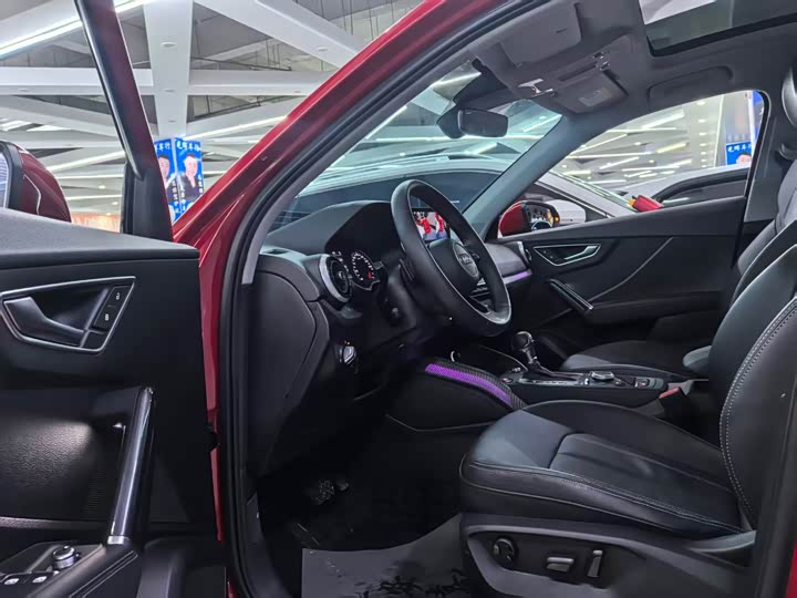 Фото 7 - Audi Q2L