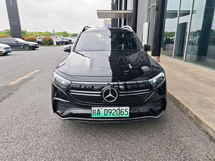 Фото 2 - Mercedes-Benz EQB