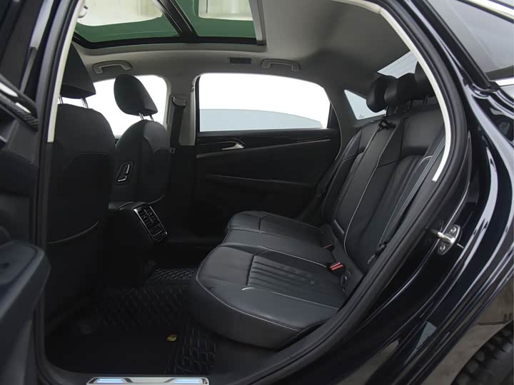 Volkswagen Passat Hybrid 2023 2023款 430PHEV 混动精英版