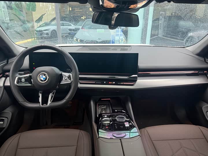 Zdjęcie 5 - BMW 5 Series
