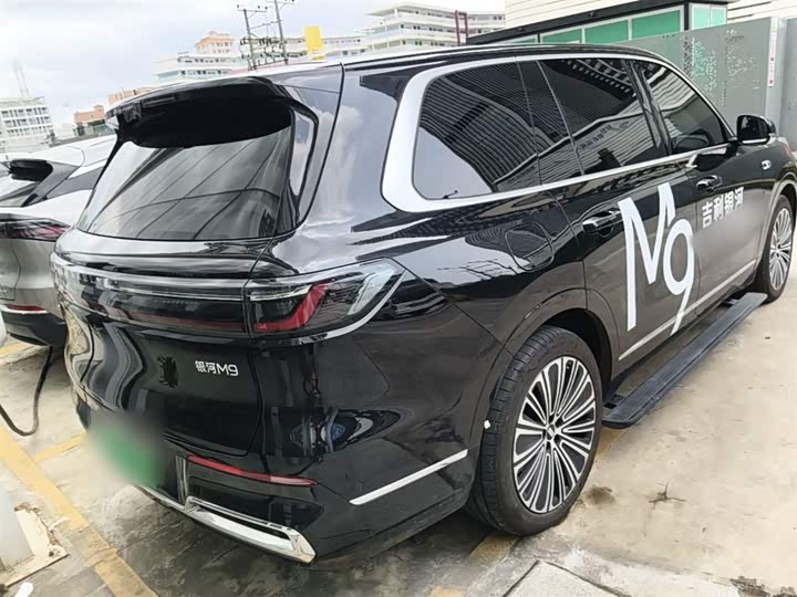 Geely Galaxy M9 2025 2025款 210km 四驱领航版