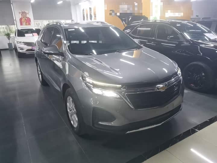Фото 4 - Chevrolet Equinox