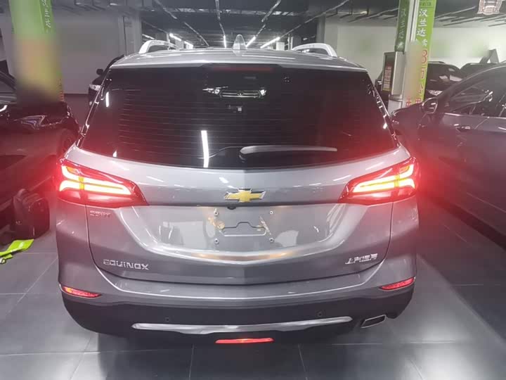 Фото 6 - Chevrolet Equinox