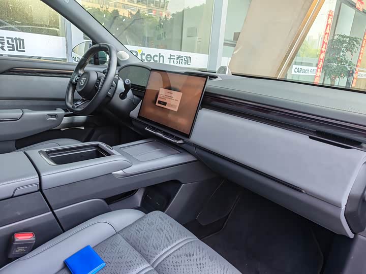 Zeekr 7X 2025 2025款 100kWh 长续航四驱智驾版