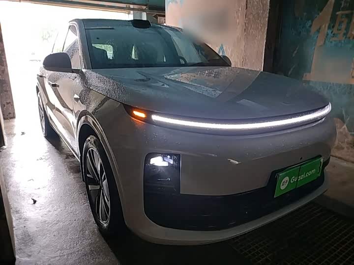 Zdjęcie 4 - LiXiang L6