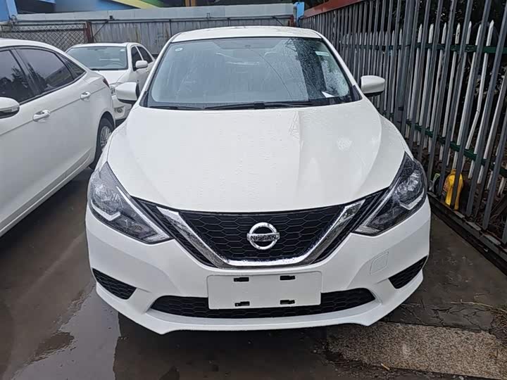 Фото 3 - Nissan Sylphy
