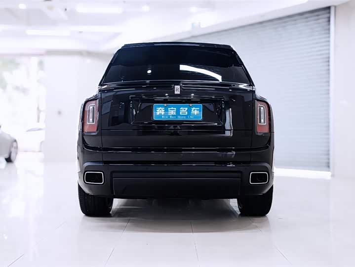 Фото 5 - Rolls-Royce Cullinan
