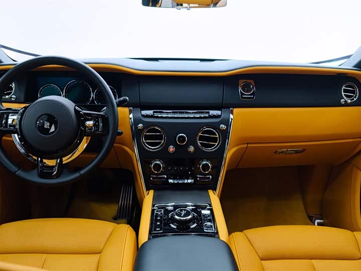 Фото 8 - Rolls-Royce Cullinan