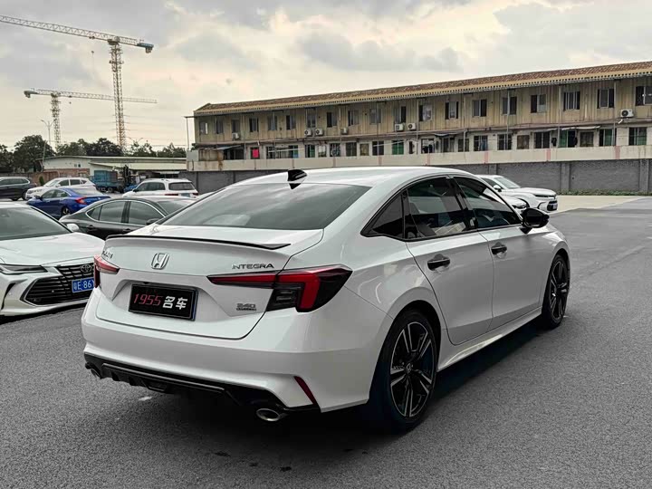 Honda Integra 2023 2023款 240TURBO CVT幻夜·豪华版