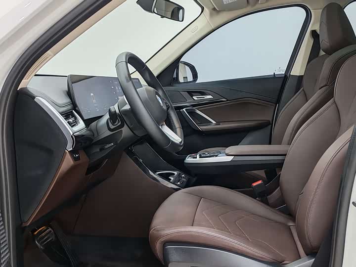 Фото 7 - BMW X1