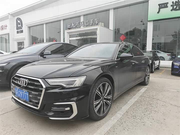 Фото 1 - Audi A6L
