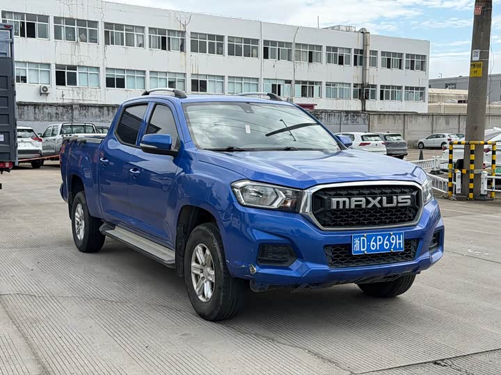 Maxus T70 2021 2021款 2.0T改款柴油手动两驱进取版长箱高底盘